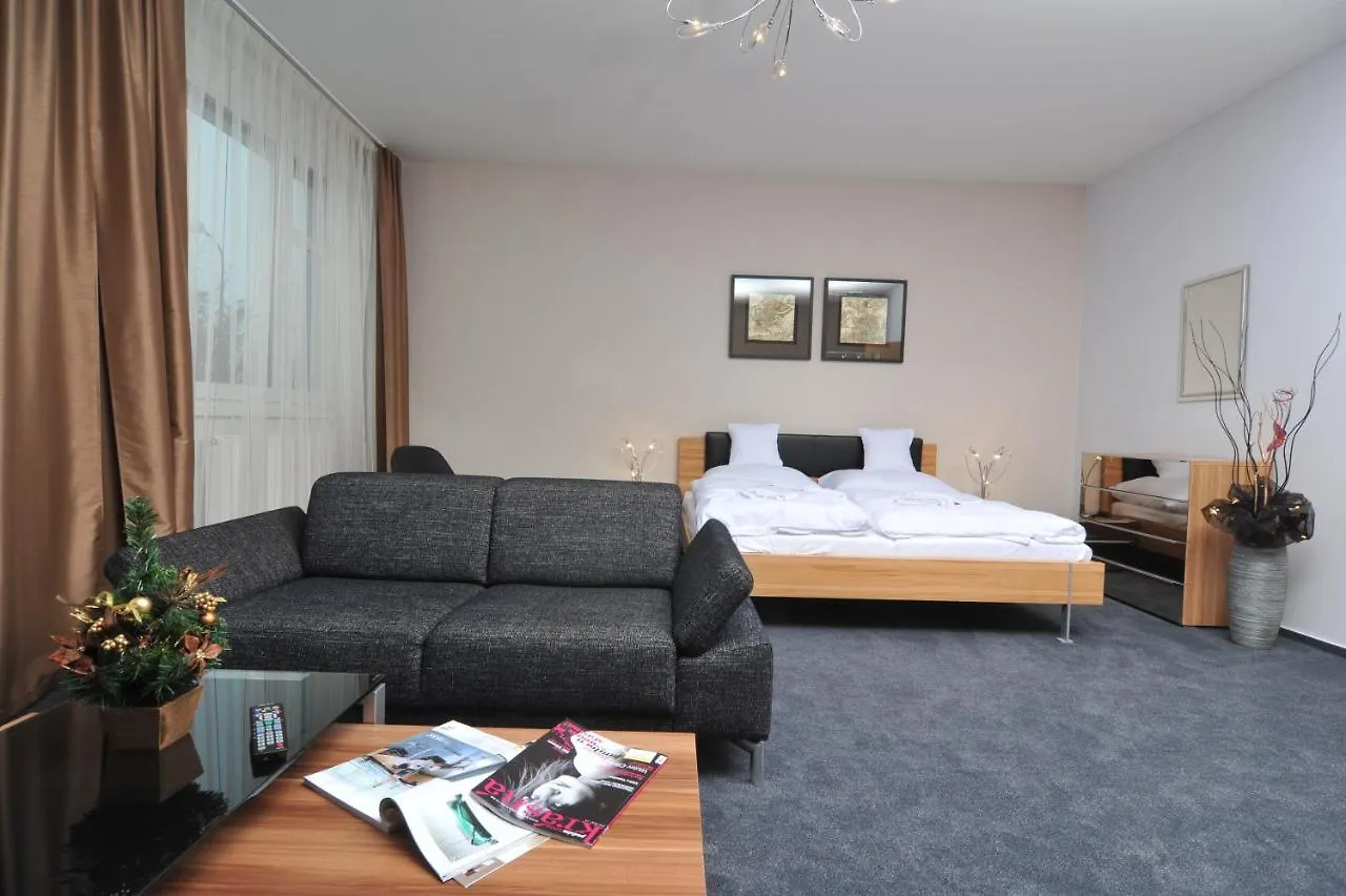 Pension Milk Inn Praha 3*,